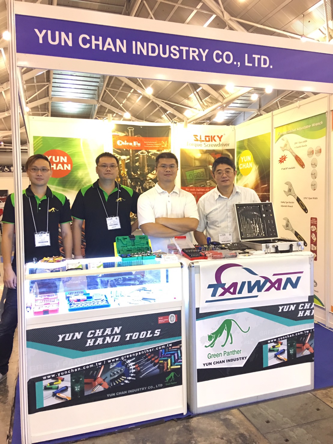 Chienfu Sloky in Singapore Torque-ExpoCome and check our CNC precision, lathing, milling and turning parts; of course also Sloky Torque screwdriver and wrenches for all different application including Shooting/Hunting, Circuit board, Tire pressure detector, Bicycle, DIY Market, Drum, Lens, 3C devices and Golf Club. User friendly for CNC cutting tools of machining, lathing, turning, and milling parts.